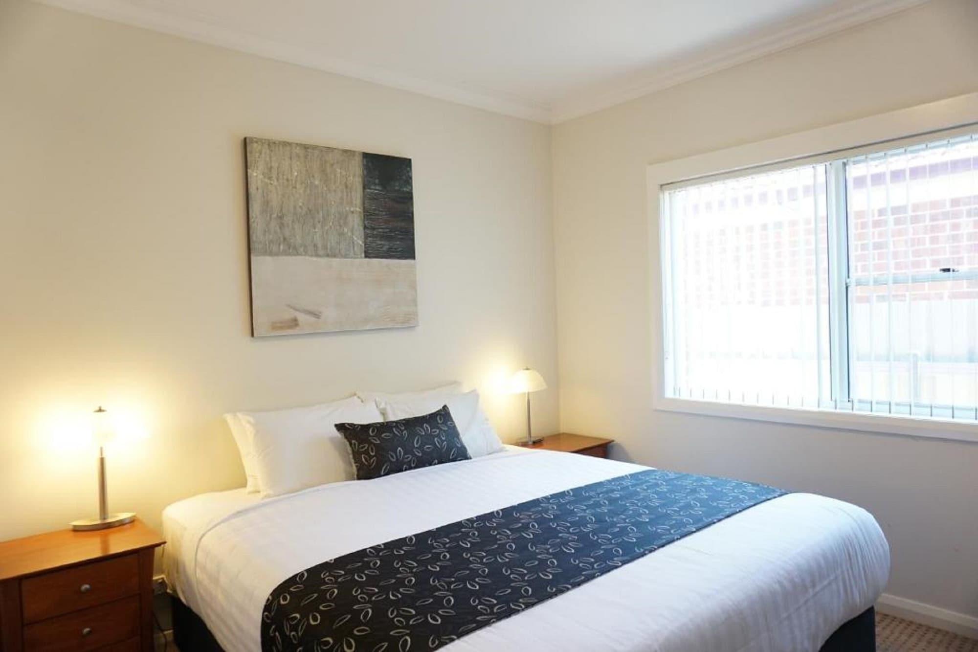 The Charles Boutique Hotel&Dining Wagga Wagga Extérieur photo