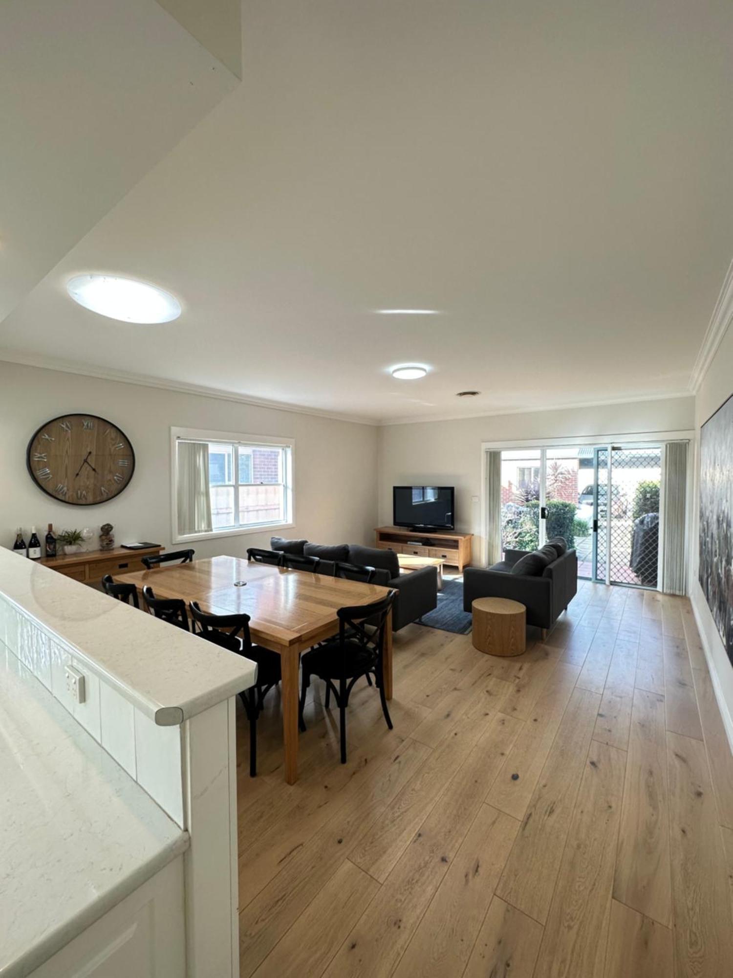 The Charles Boutique Hotel&Dining Wagga Wagga Extérieur photo